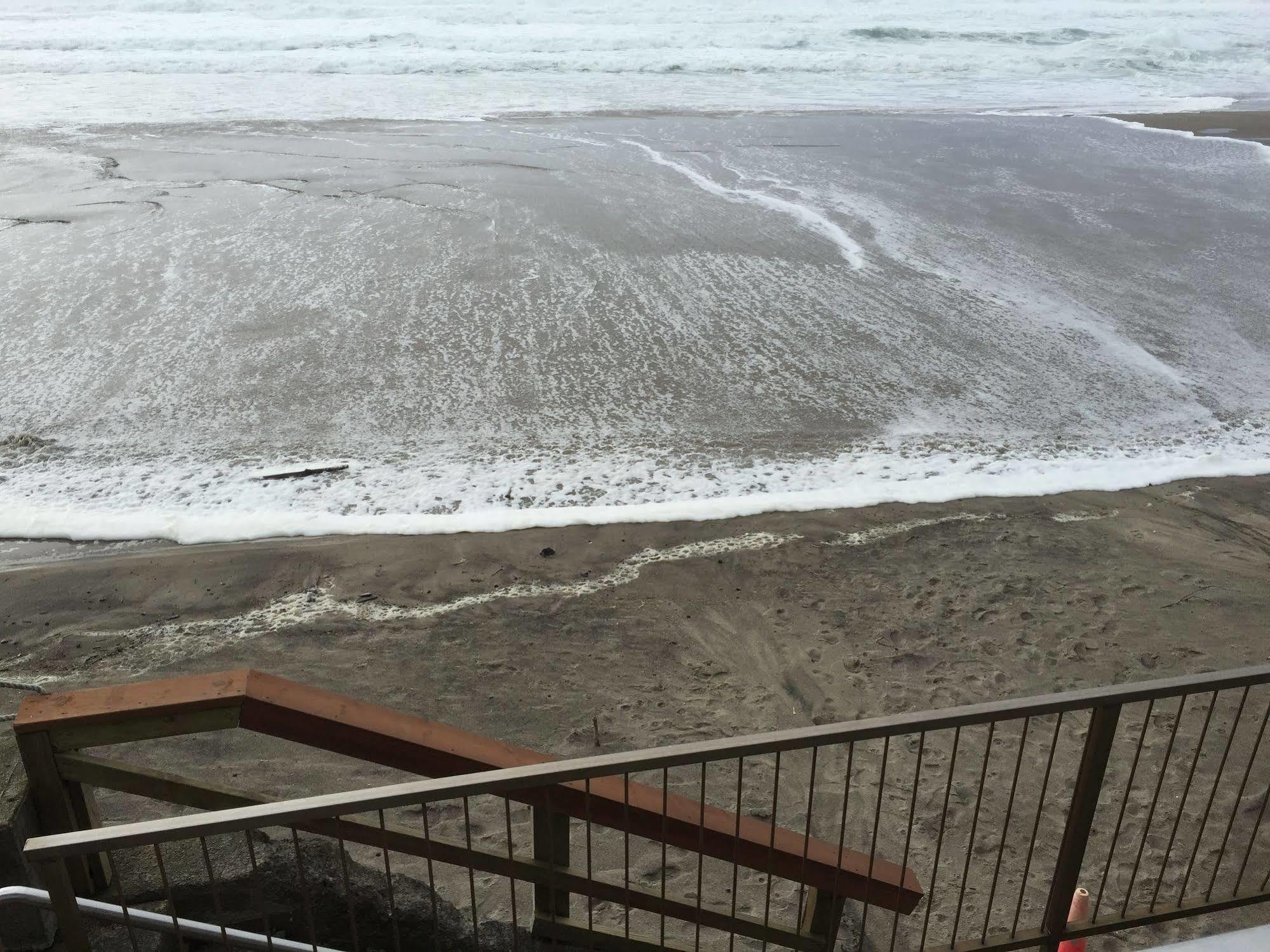 Sandcastle Beachfront Lincoln City Esterno foto